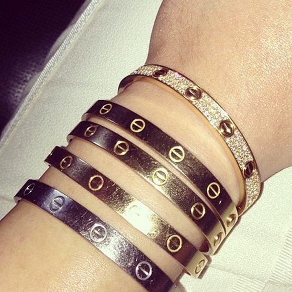 1 Oak Jewelry - Love Screw Cuff Woman’s Shackle Bracelet Bangle